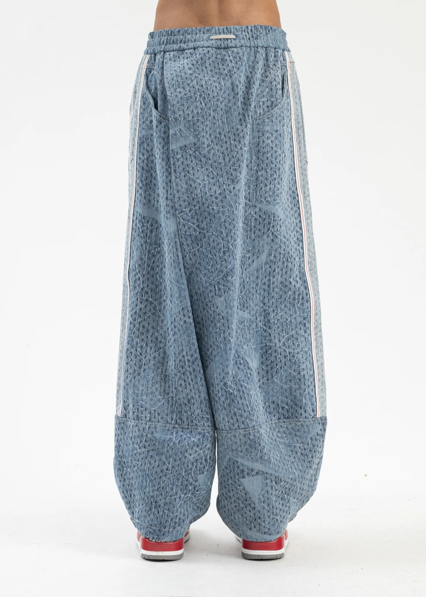 CYBER BLUE LAMAR PATTERN WASHED JEANS - Image 3