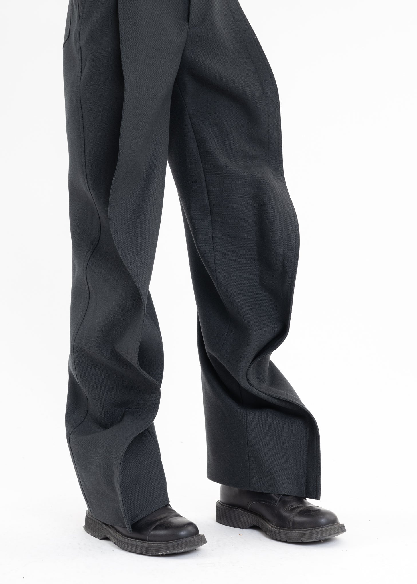 DARK GREY BANANA PANTS - Image 2