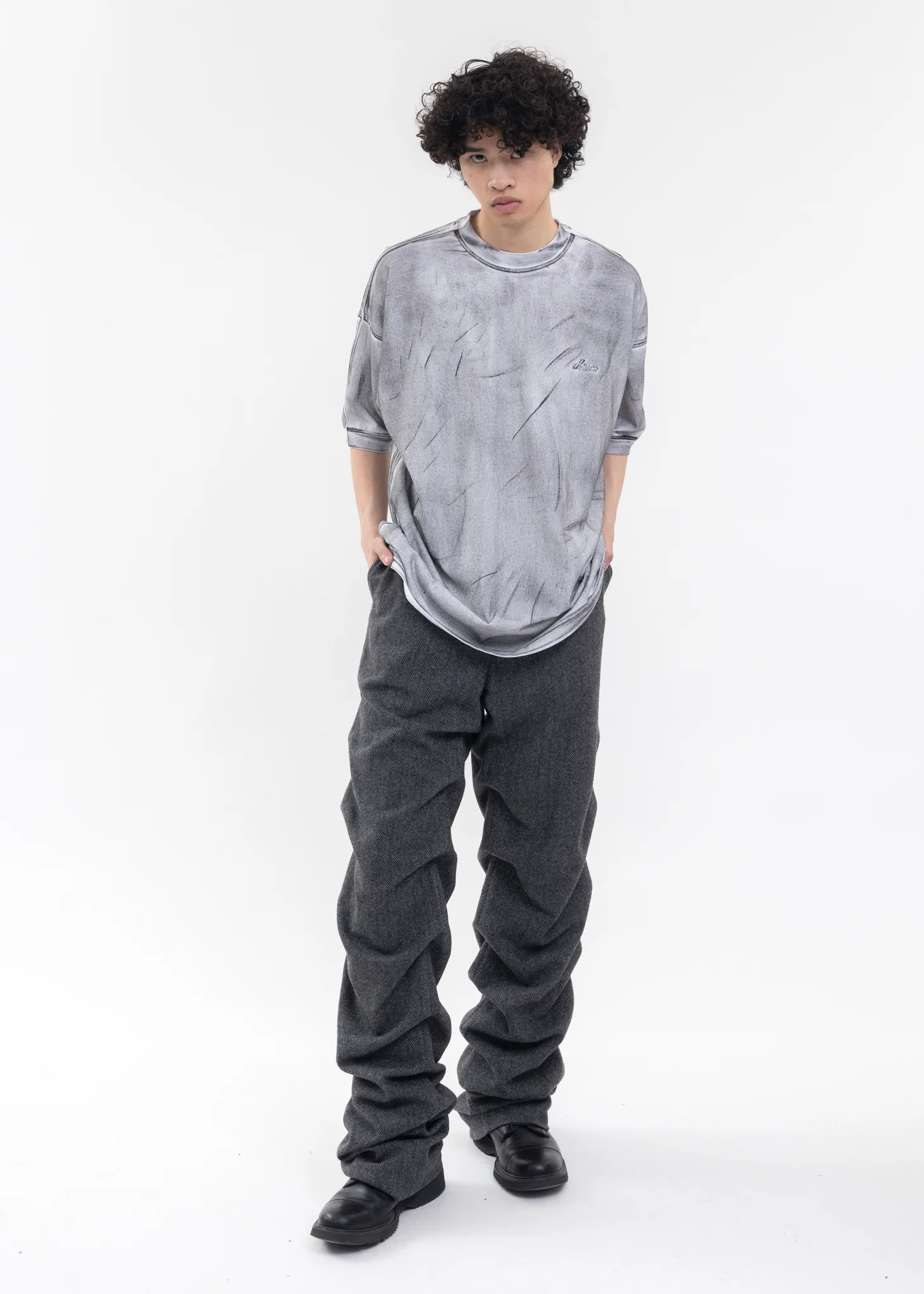 DARK GREY MENS HERRINGBONE SHIRRING SILM PANTS - Image 5