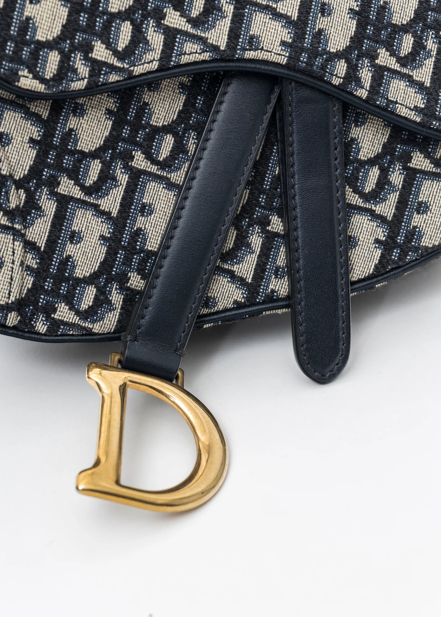 Dior Saddle Bag - Image 3