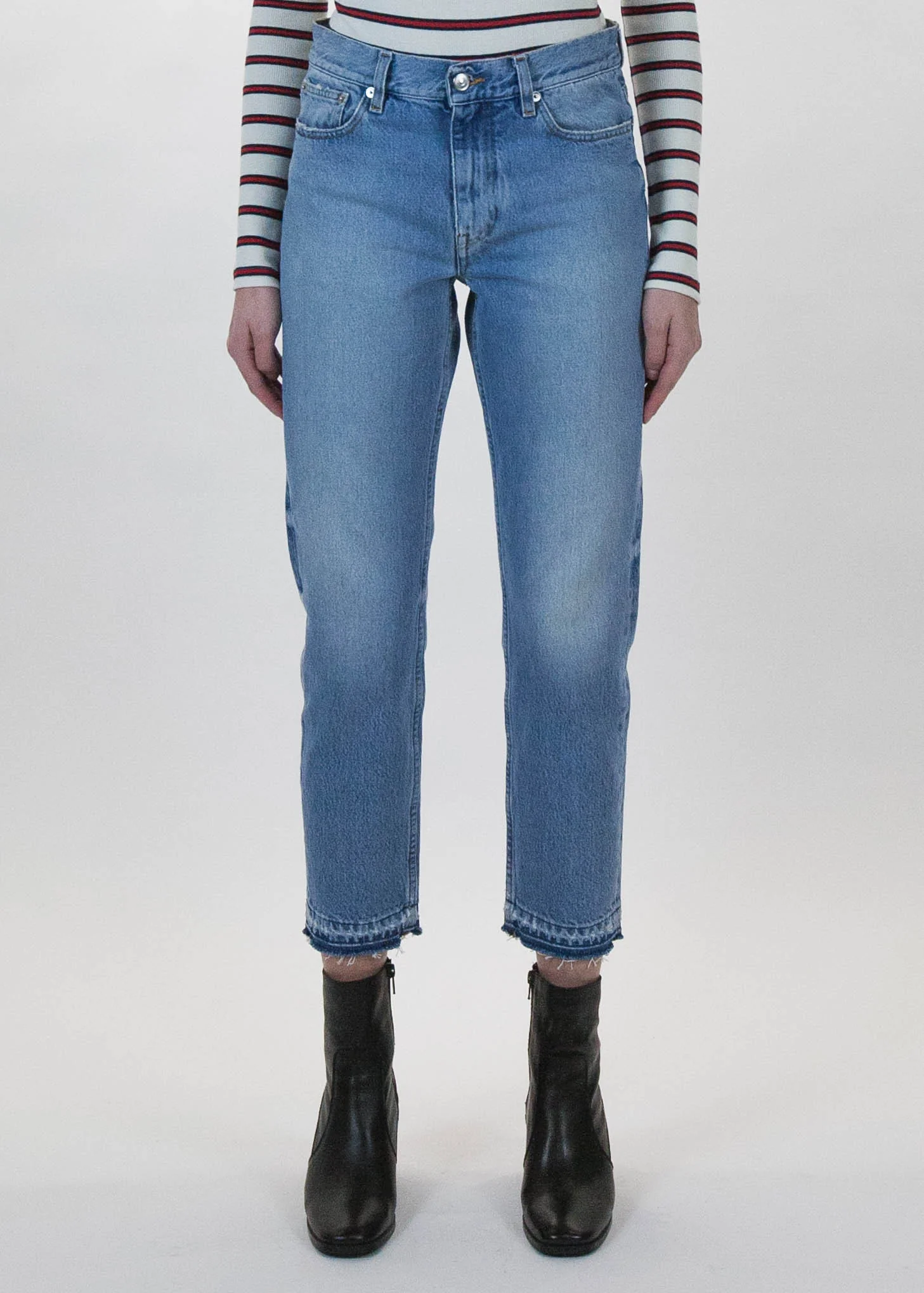 Dolores Cropped Frayed Hem Jeans