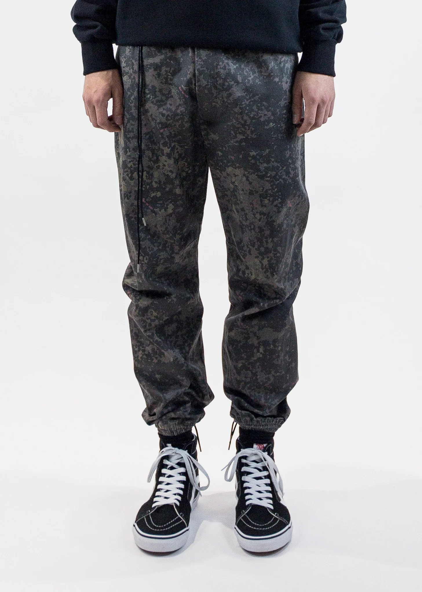 Camo Drawstring Pant - Image 4