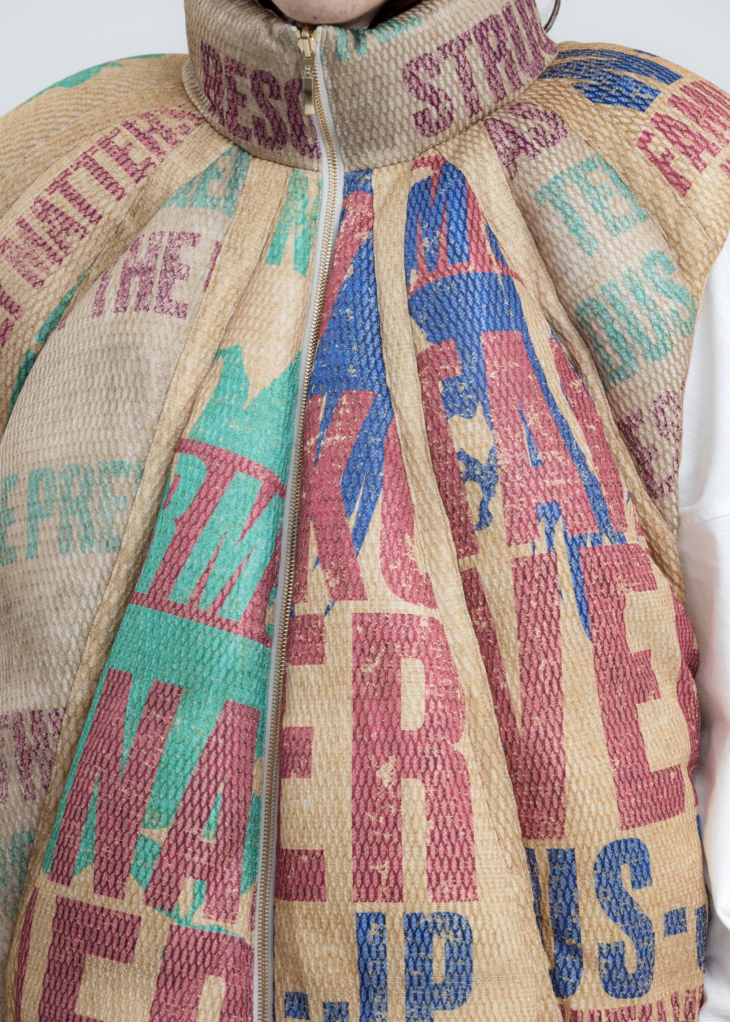 Durham Panelled Down Vest - Image 5