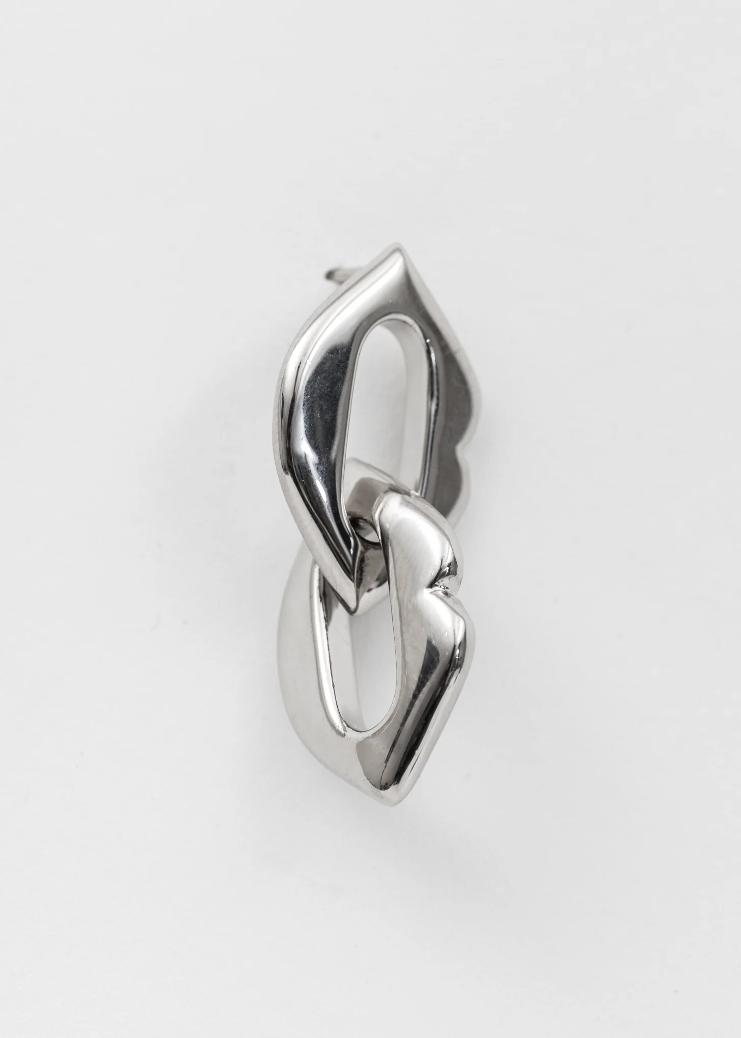 EARRINGS W/ SILVER LIPS -Single