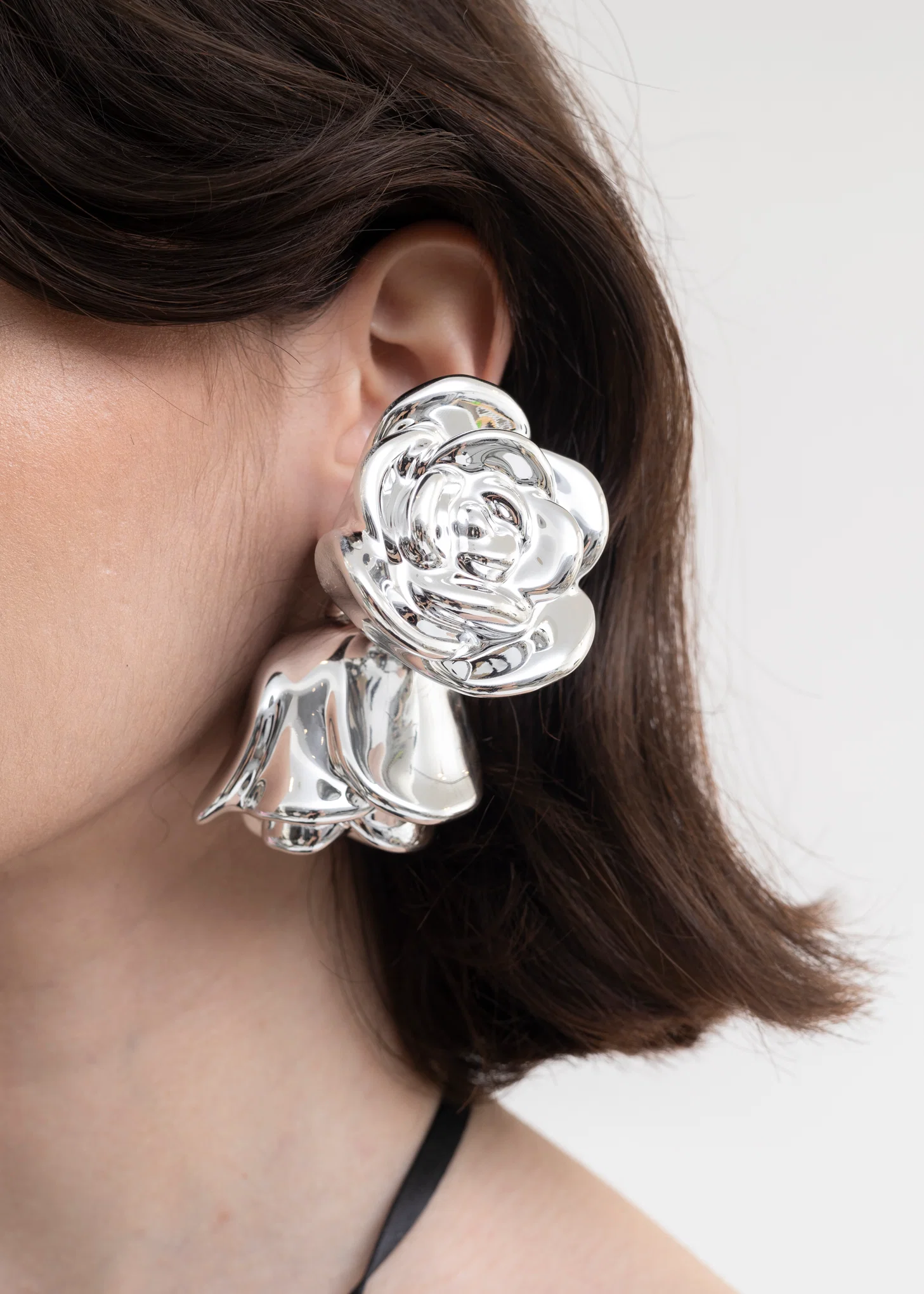 Electroplate Double Rose Earring - (Single) - Image 3