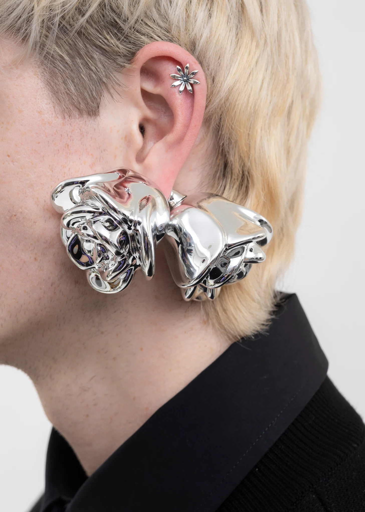 Electroplate Double Rose Earring - (Single) - Image 7
