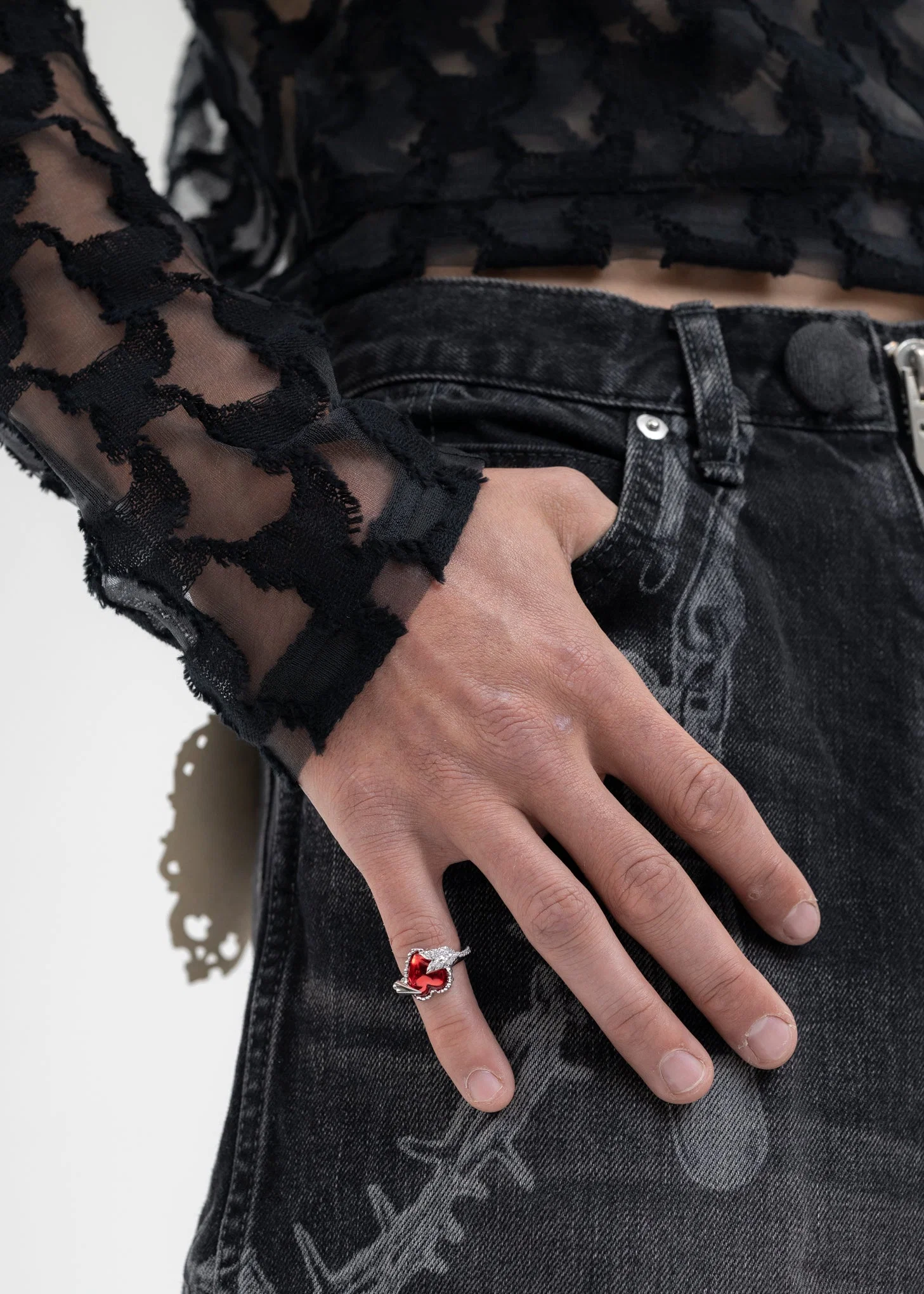 Enamel Heart Arrow Ring (B) - Image 3