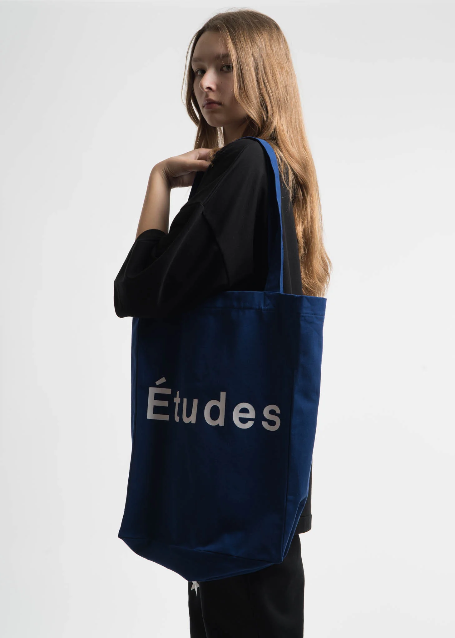 Etudes Blue October Tote Bag - Image 3