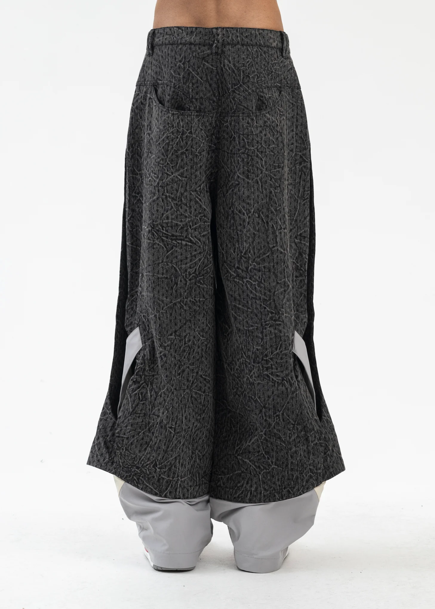 EUPHORIC BLACK PRINCE CRINKLE WASH TRACK JEANS - Image 4