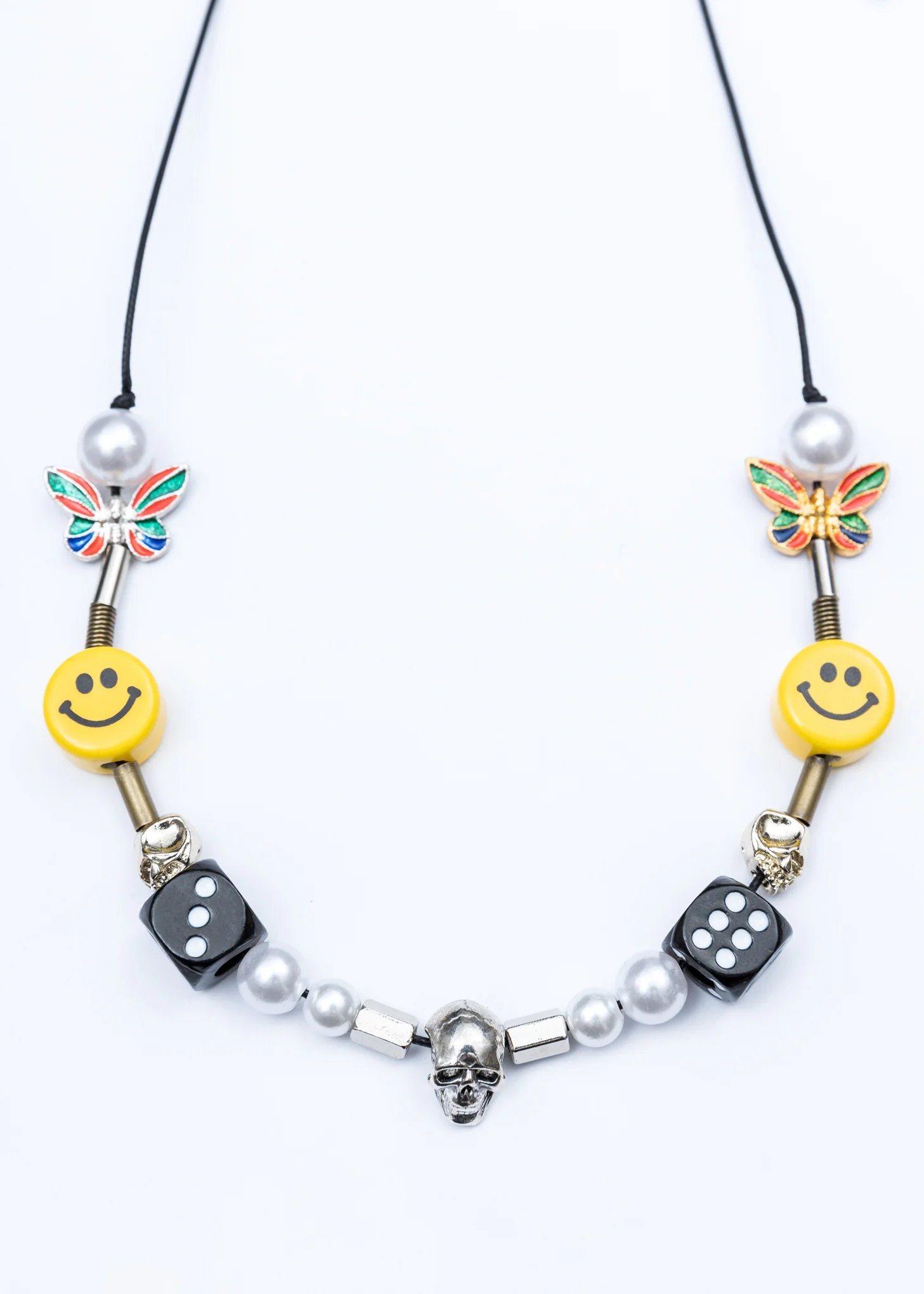 *EVAE+ Smiley Pearl Necklace - Image 3