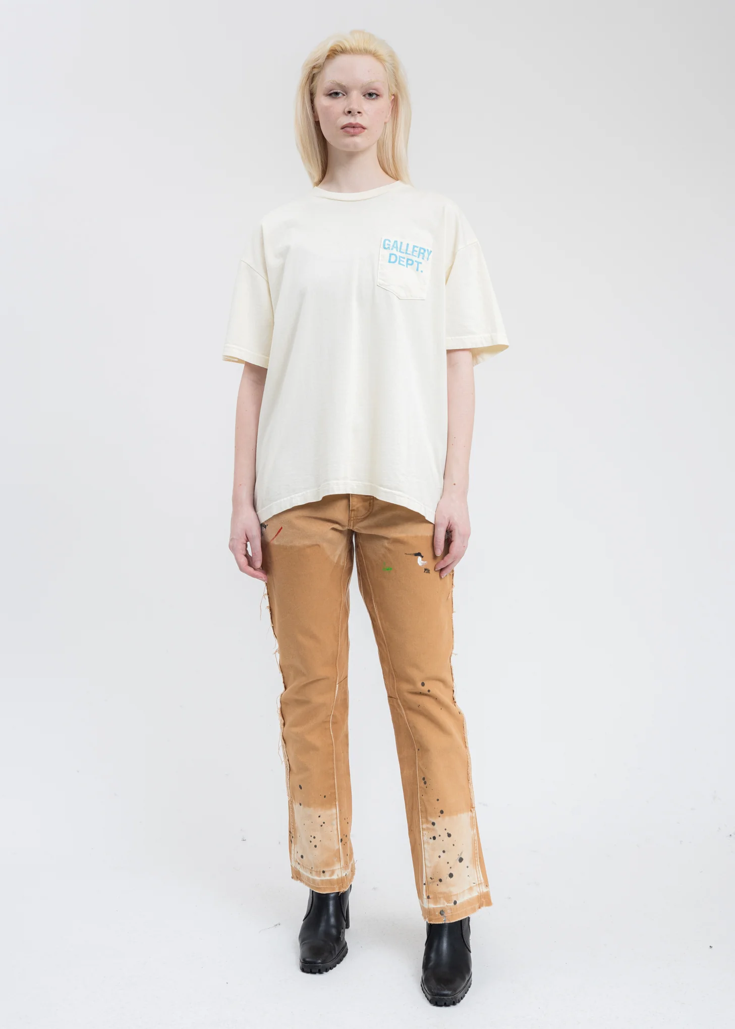 Faded Yellow W Turquoise Gallery Dept Logo Vintage Souvenir Pocket Tee - Image 5