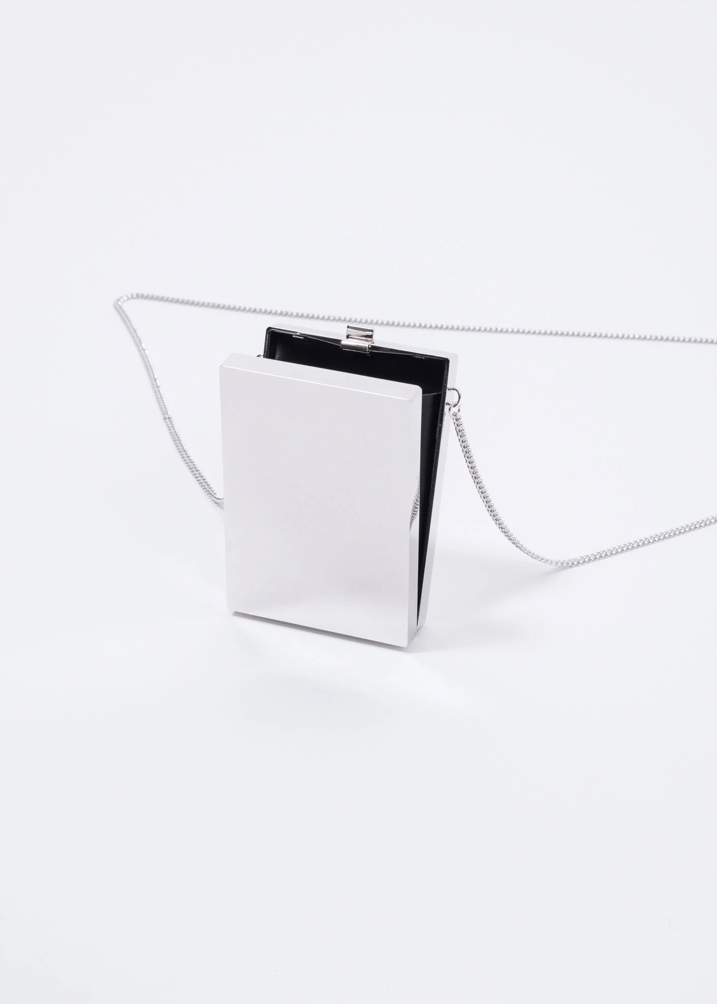Silver Metal Card Case Shoulder Bag - Image 4
