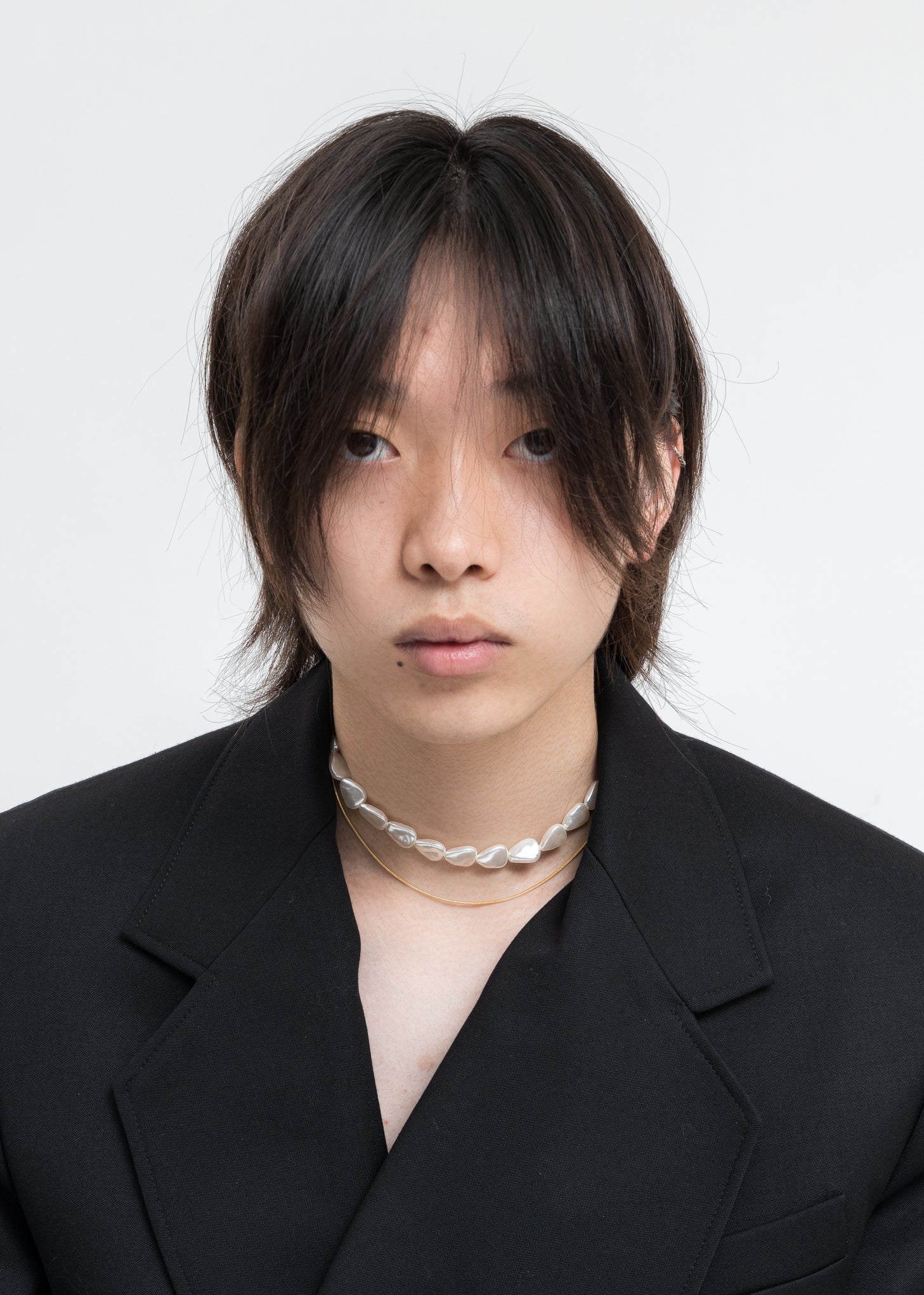 Gold Chains And Pearl Necklaces Set - Image 3