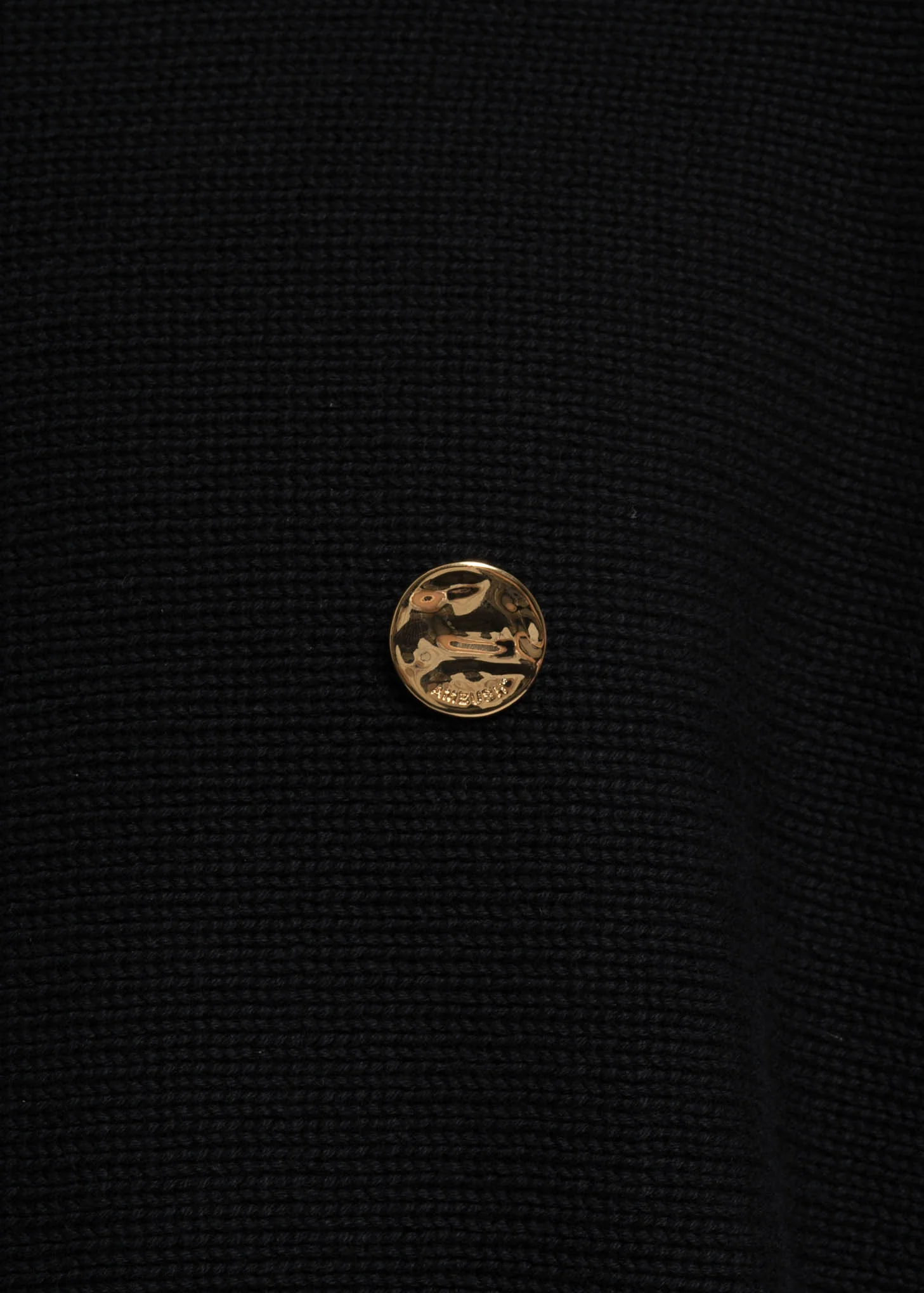 Gold Small Generic Pin Badge - Image 4