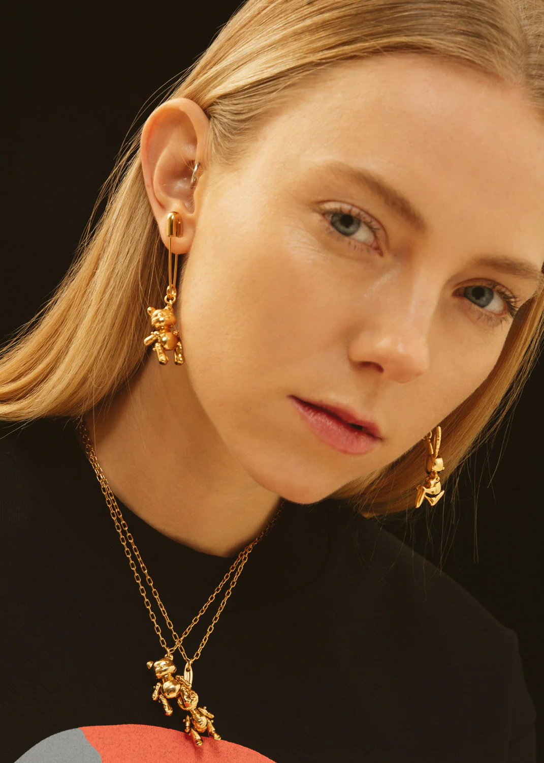 Gold Inflatable Bunny Earring - Image 4