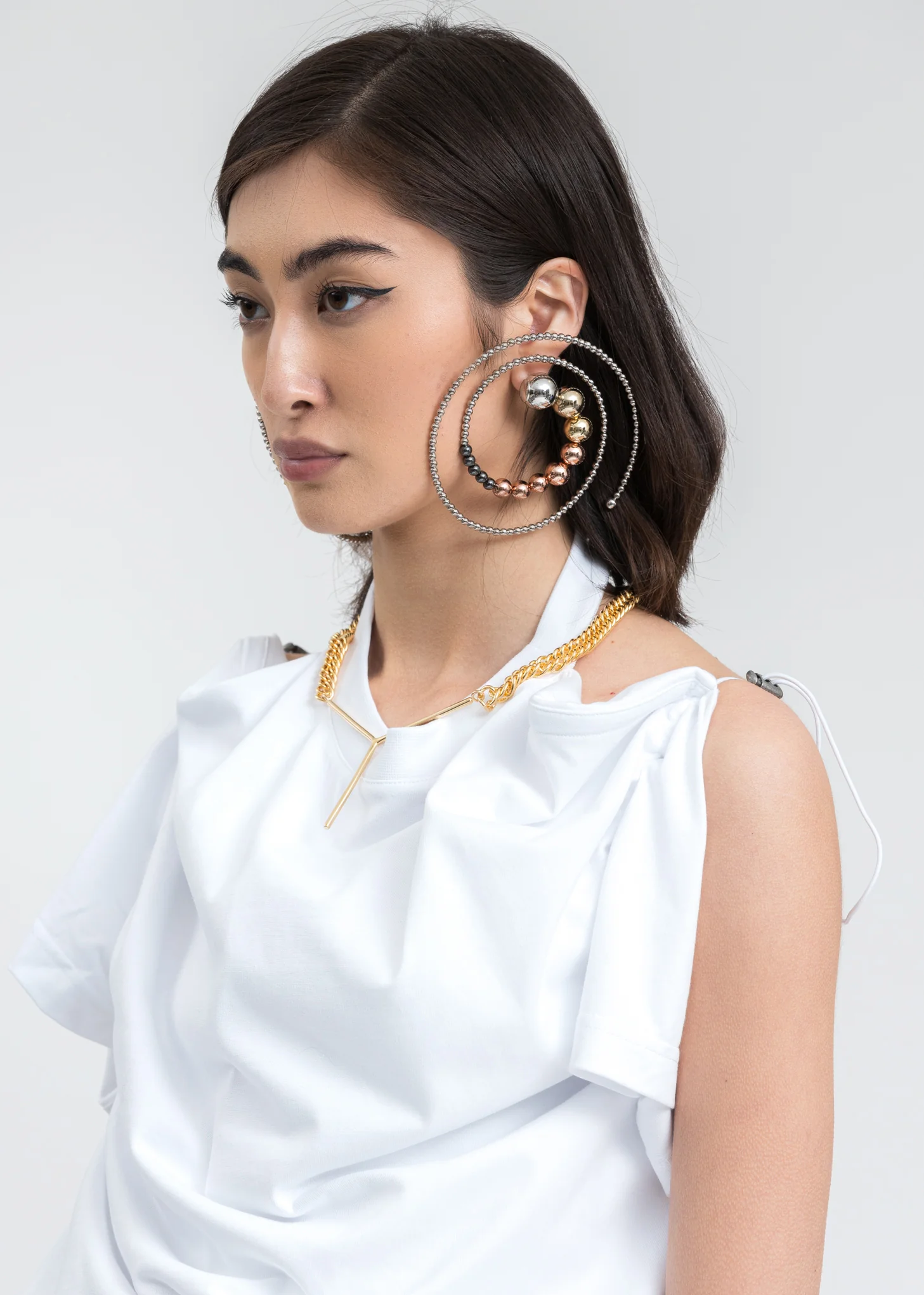 Gold Maxi Y Necklace - Image 5