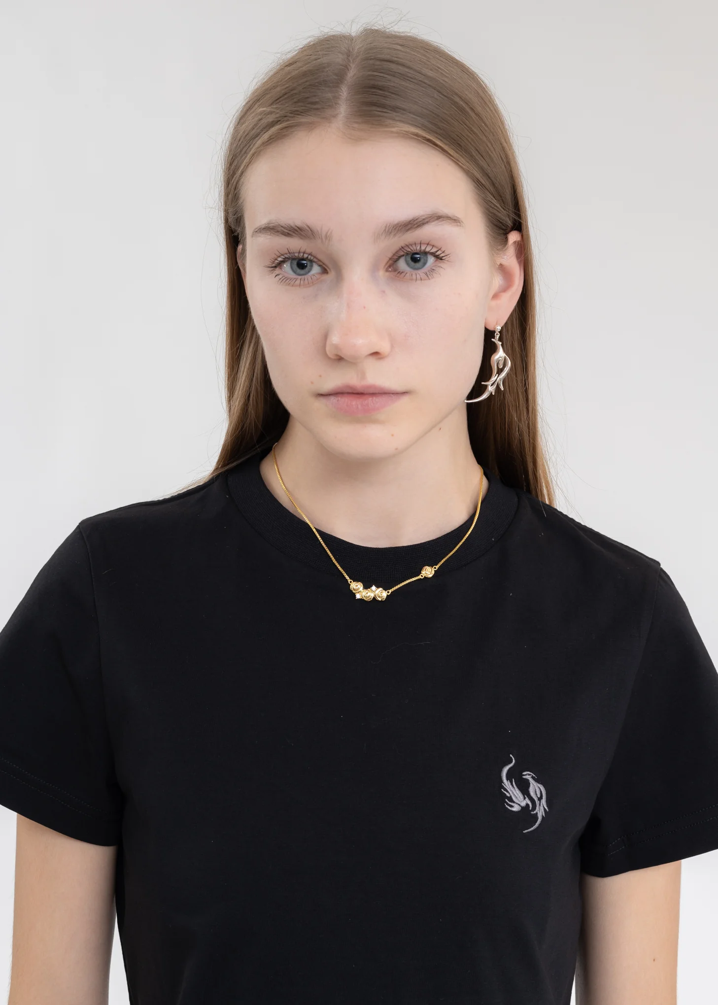 Gold Roses Necklace - Image 2