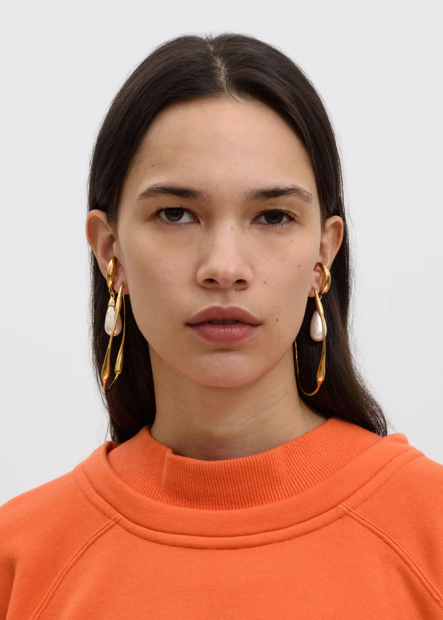 Gold Sculpture Earring (Pair) - Image 2