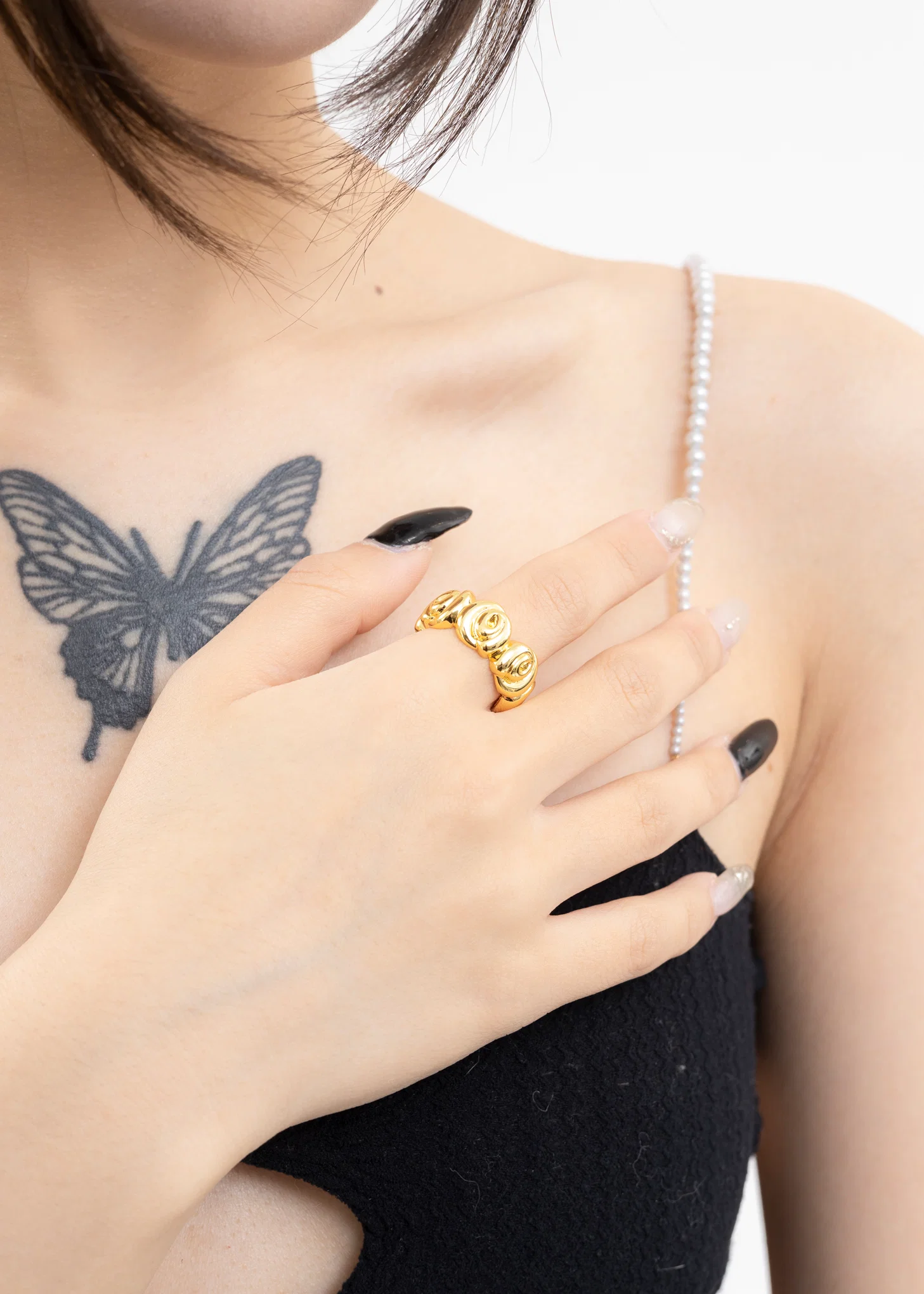 Gold Small Multi Roses Ring - Image 2
