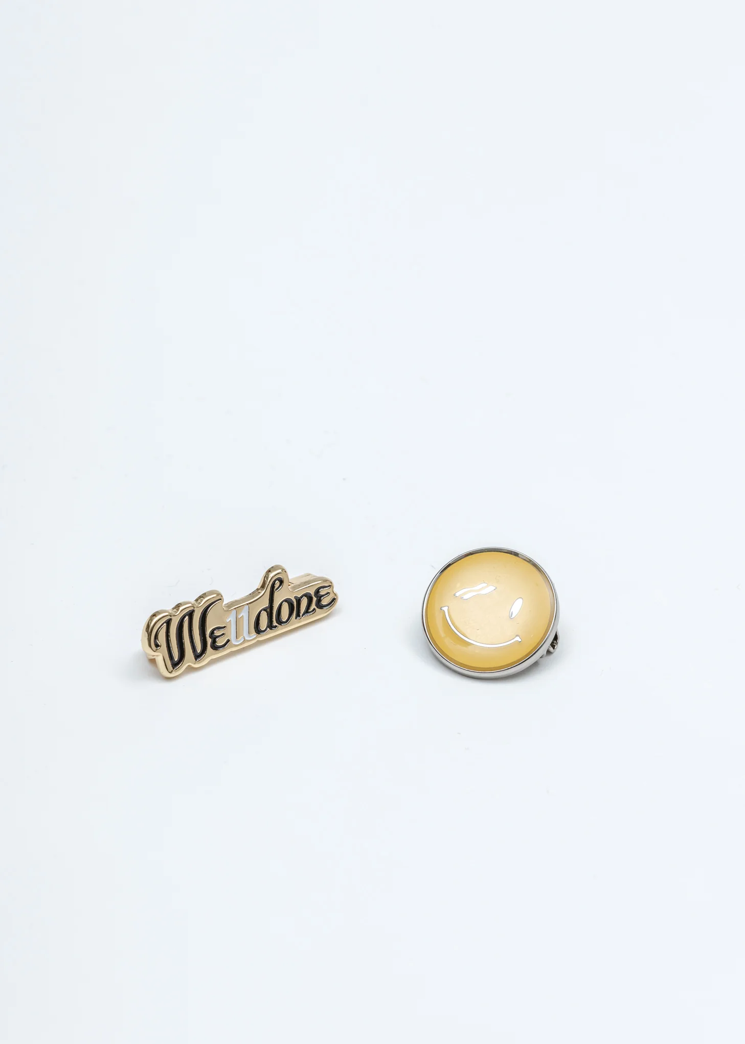 Gold We11done Smile Brooch Set
