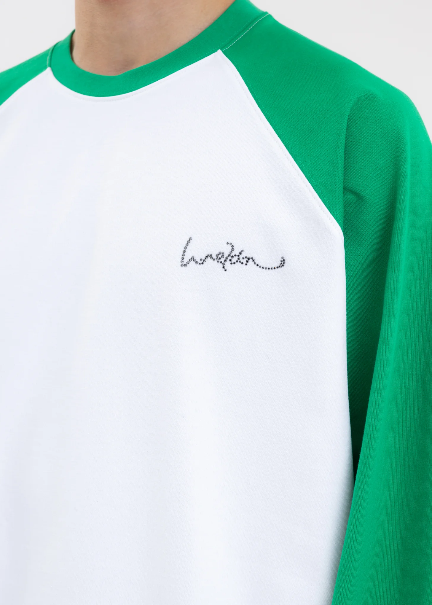 GREEN WE11DONE LOGO RAGLAN LONG-SLEEVED T-SHIRT - Image 4