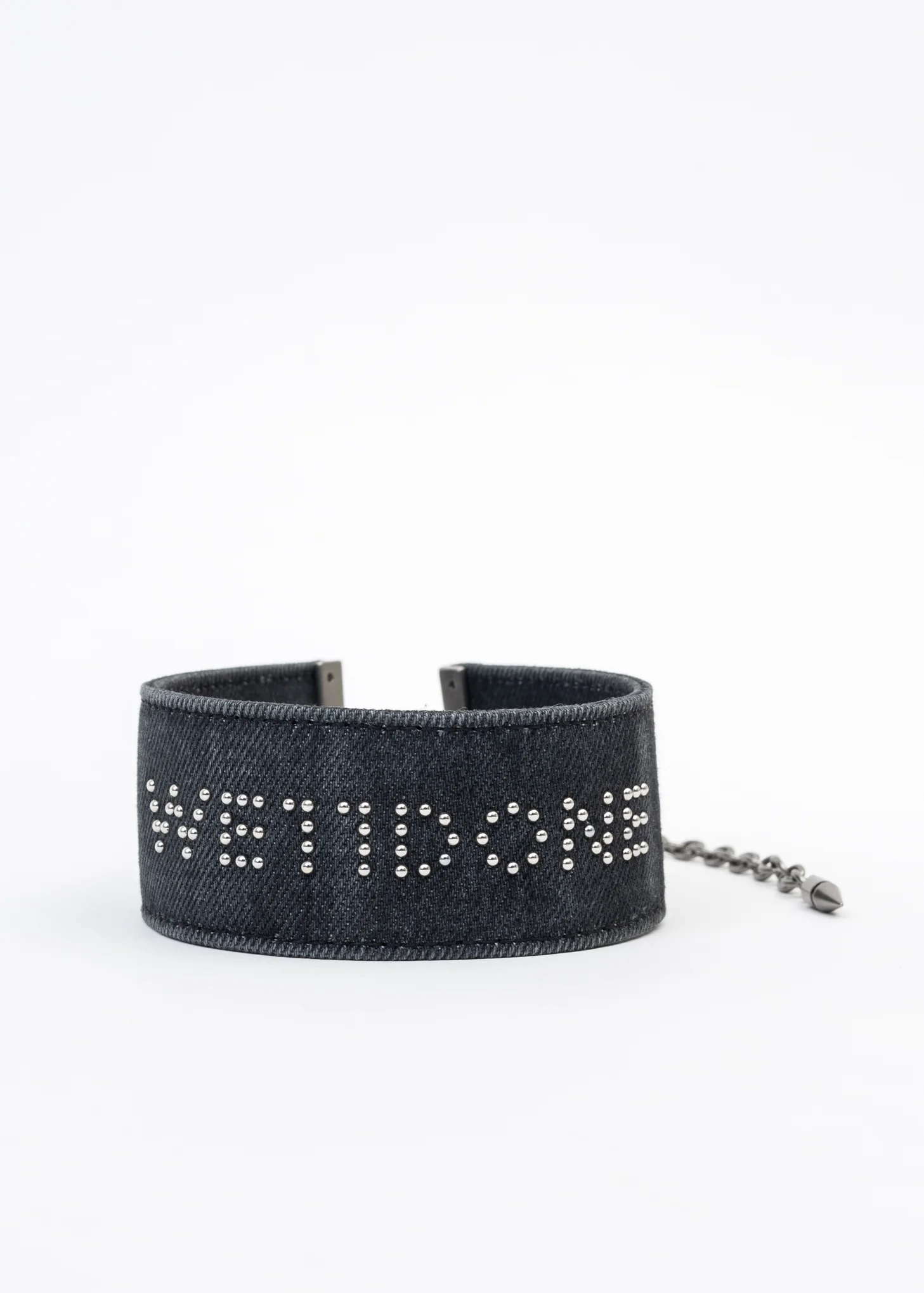 GREY DENIM LOGO STUD SQUARE CHOKER