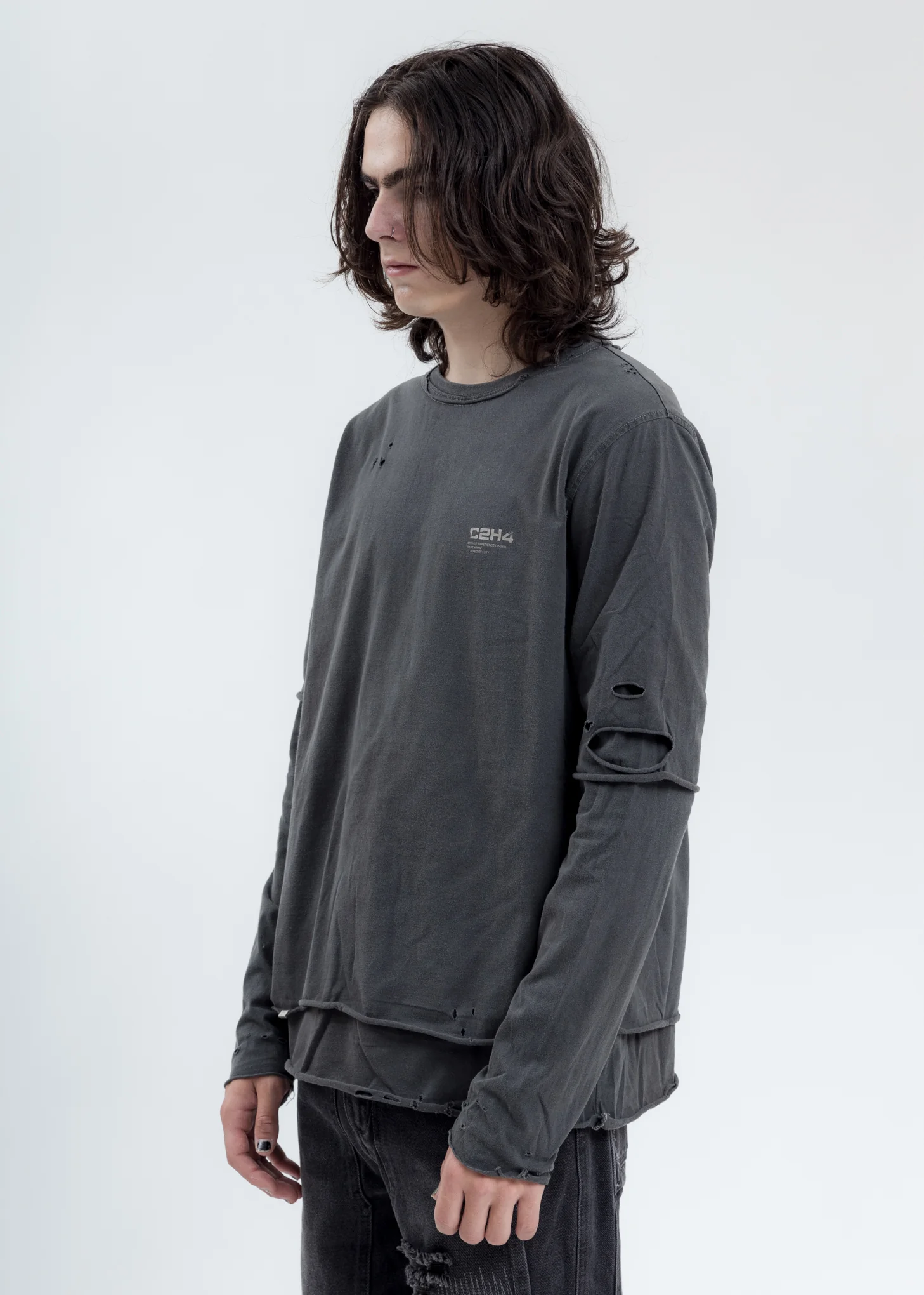 Grey Distressed Double Layer Logo Long Sleeves T-Shirt - Image 3