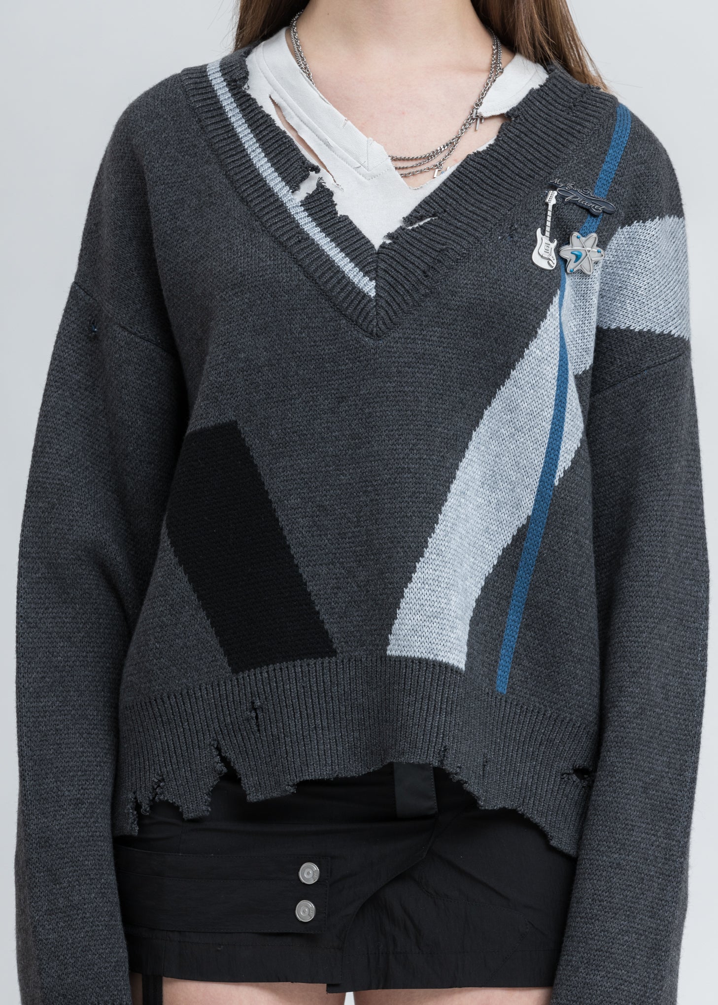 Grey Distressed Geometry Knit Layered Sweater - Image 2