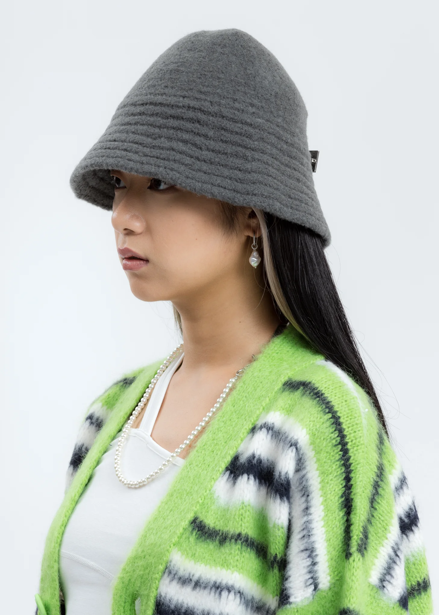 Grey Felted Knit Narrow Bucket Hat W/Pin - Image 3