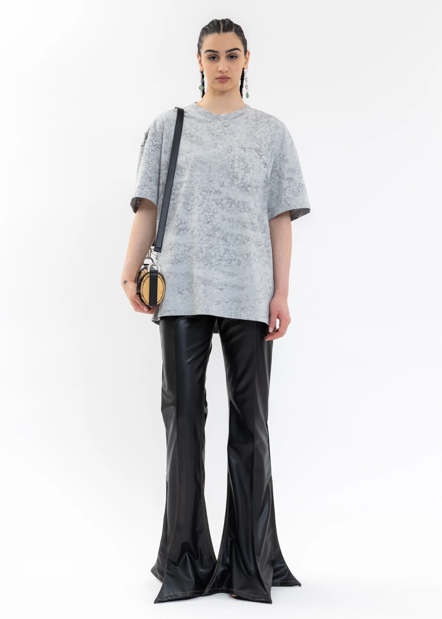 GREY HAND SPRAY PAINT T-SHIRT - Image 5