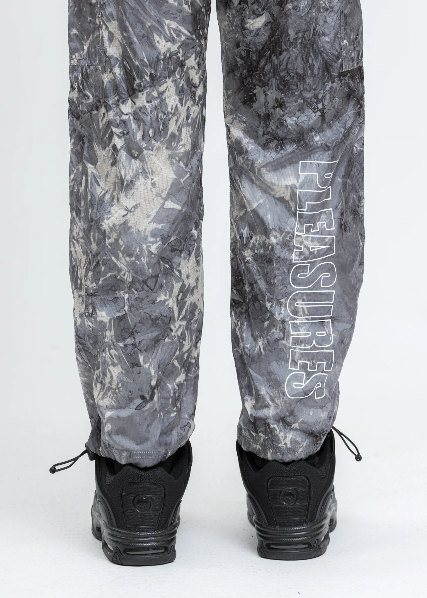 Grey Jeffery Nylon Cargo Pants - Image 4