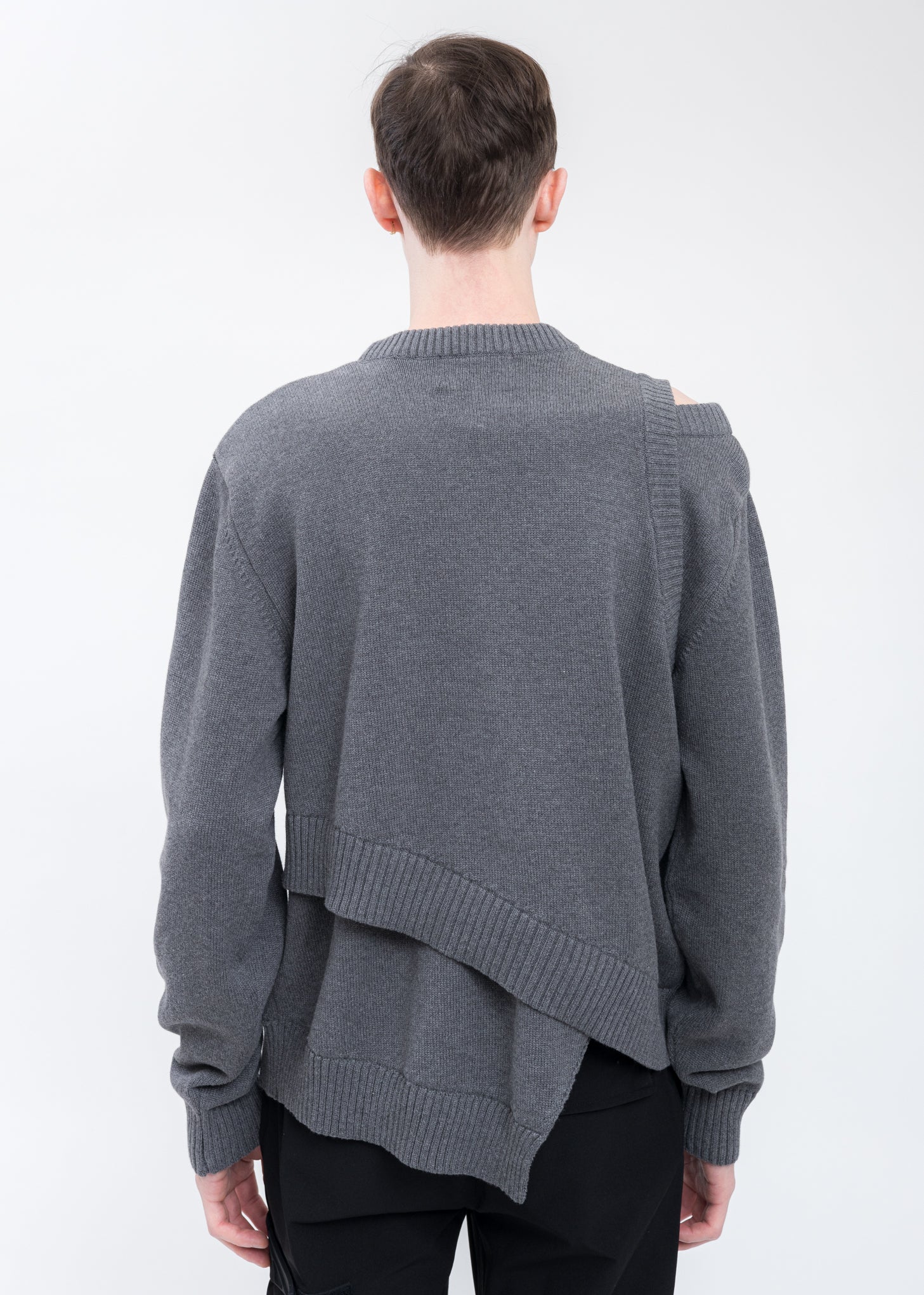 Grey Layered Knit With INTARSIA HE Logo - Image 2