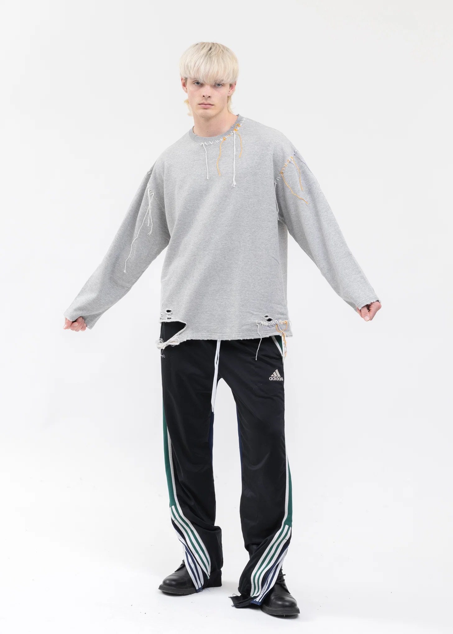 Grey LOOPING DAMAGE SWEAT - Image 6