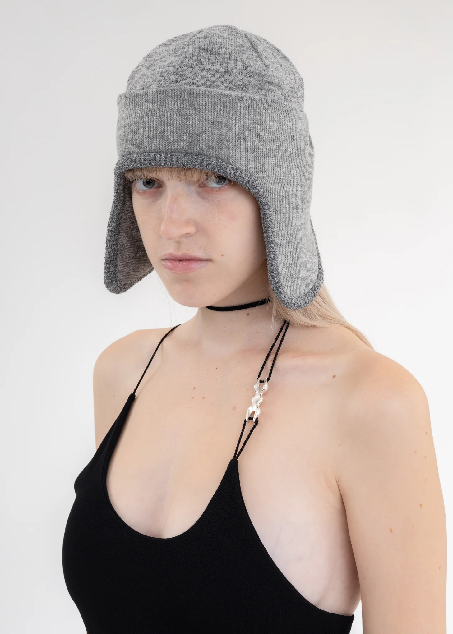 GREY NAUSICAA BEANIE - Image 4