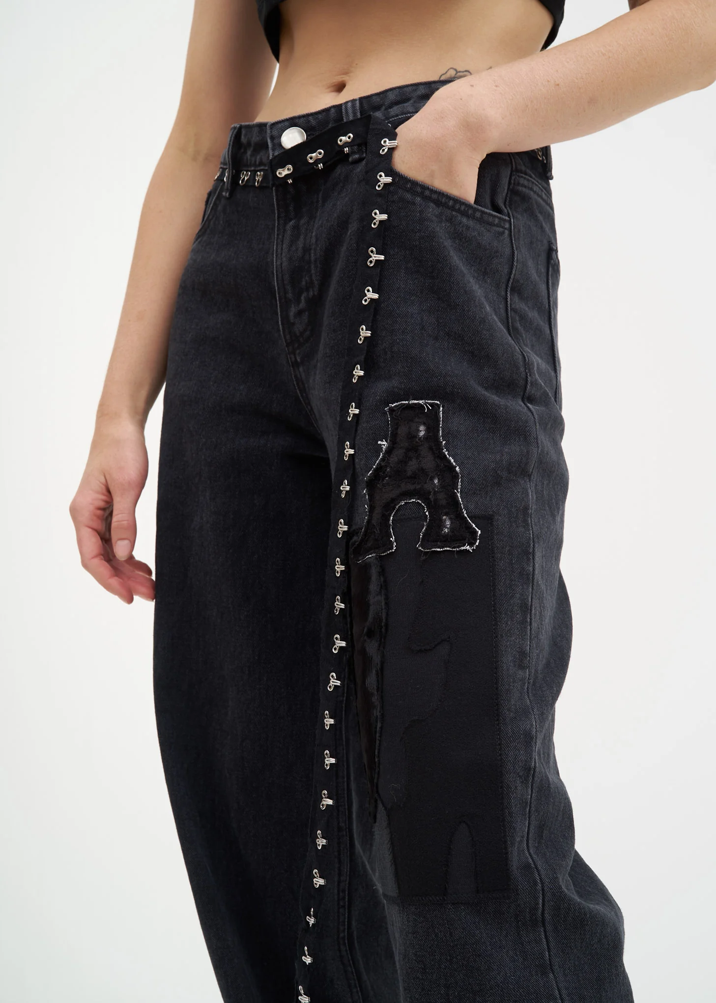 Grey Patchwork Denim Pants - Image 4