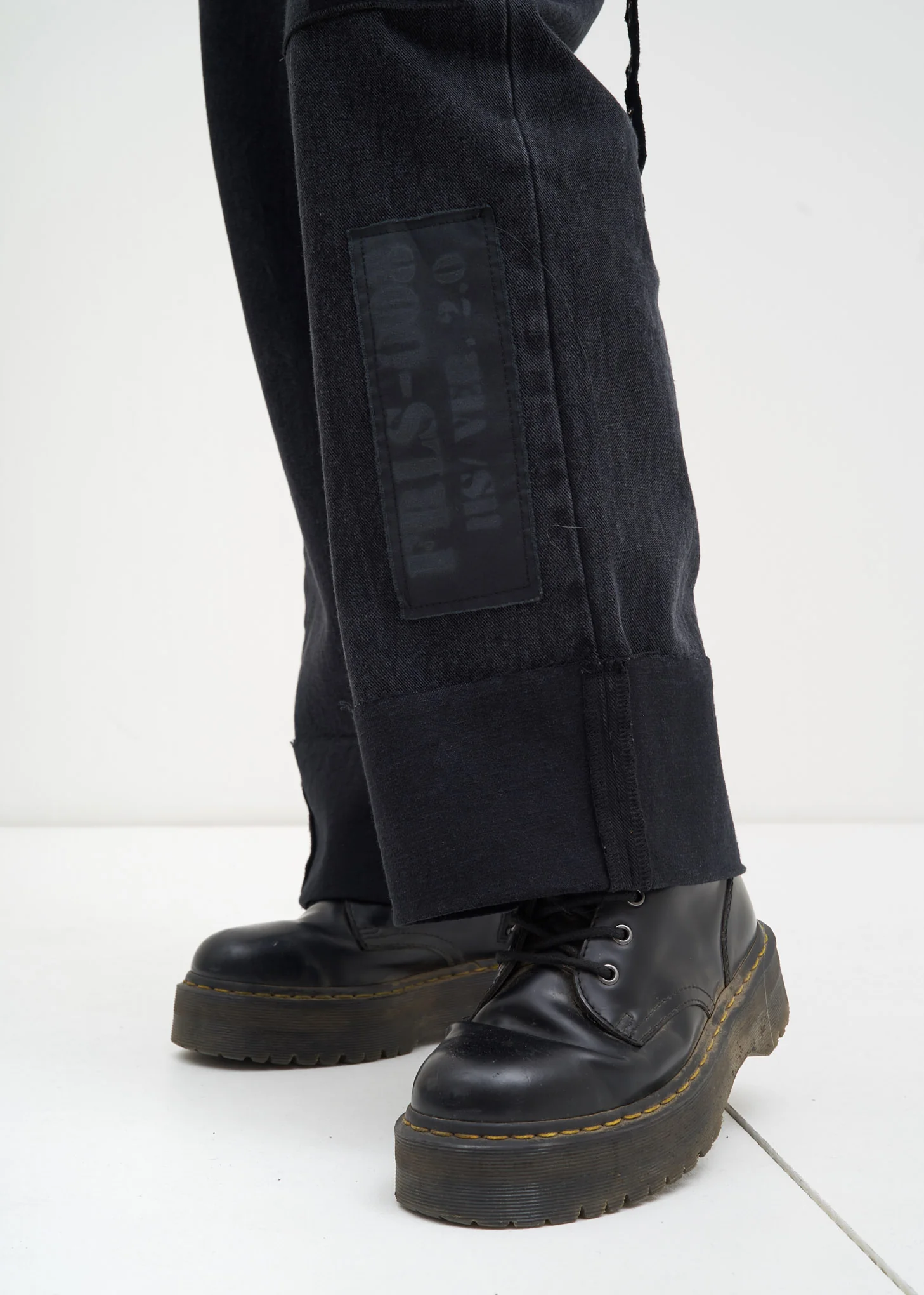 Grey Patchwork Denim Pants - Image 7