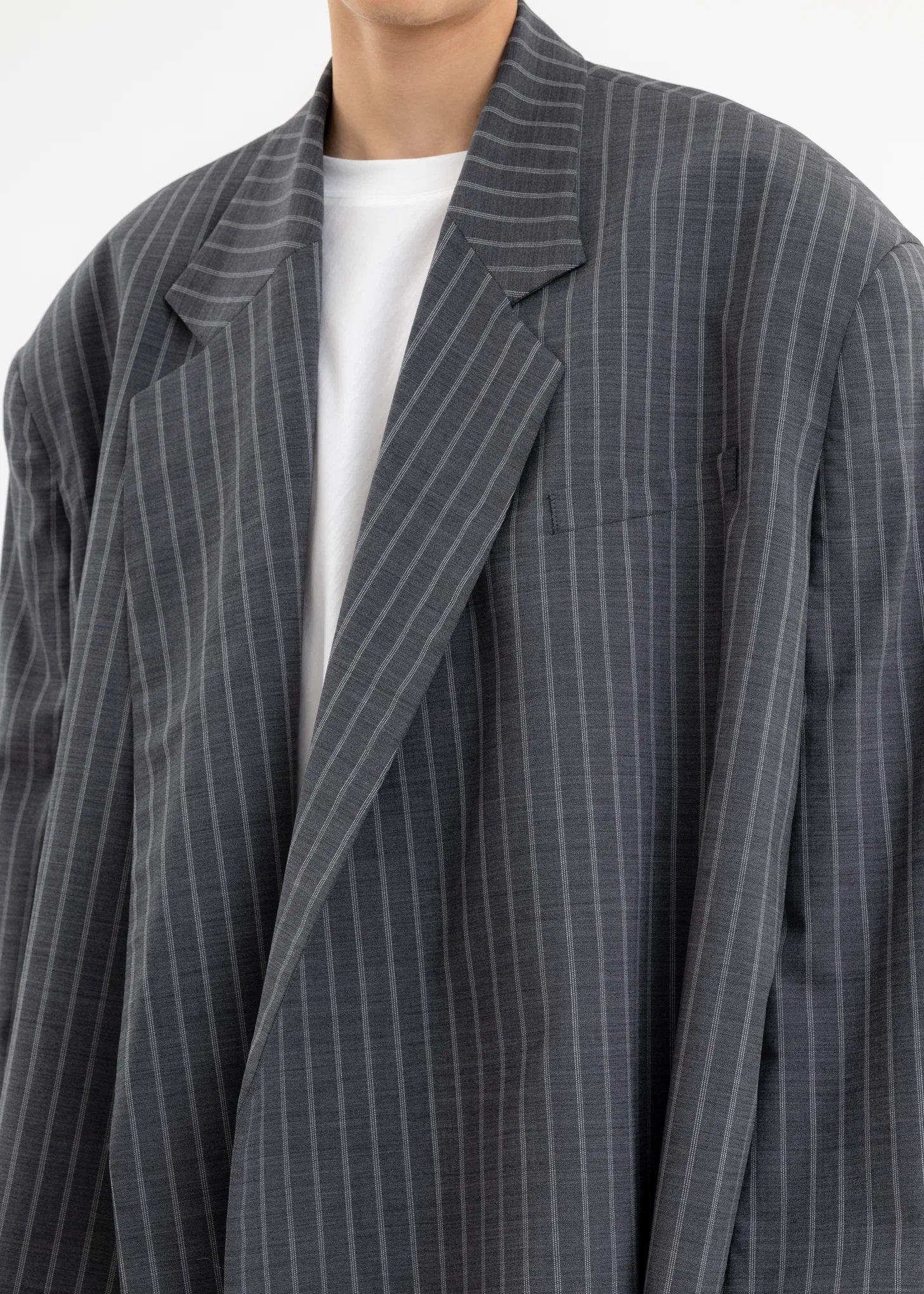 GREY PINSTRIPES GRPINS Cropped Jacket - Image 4