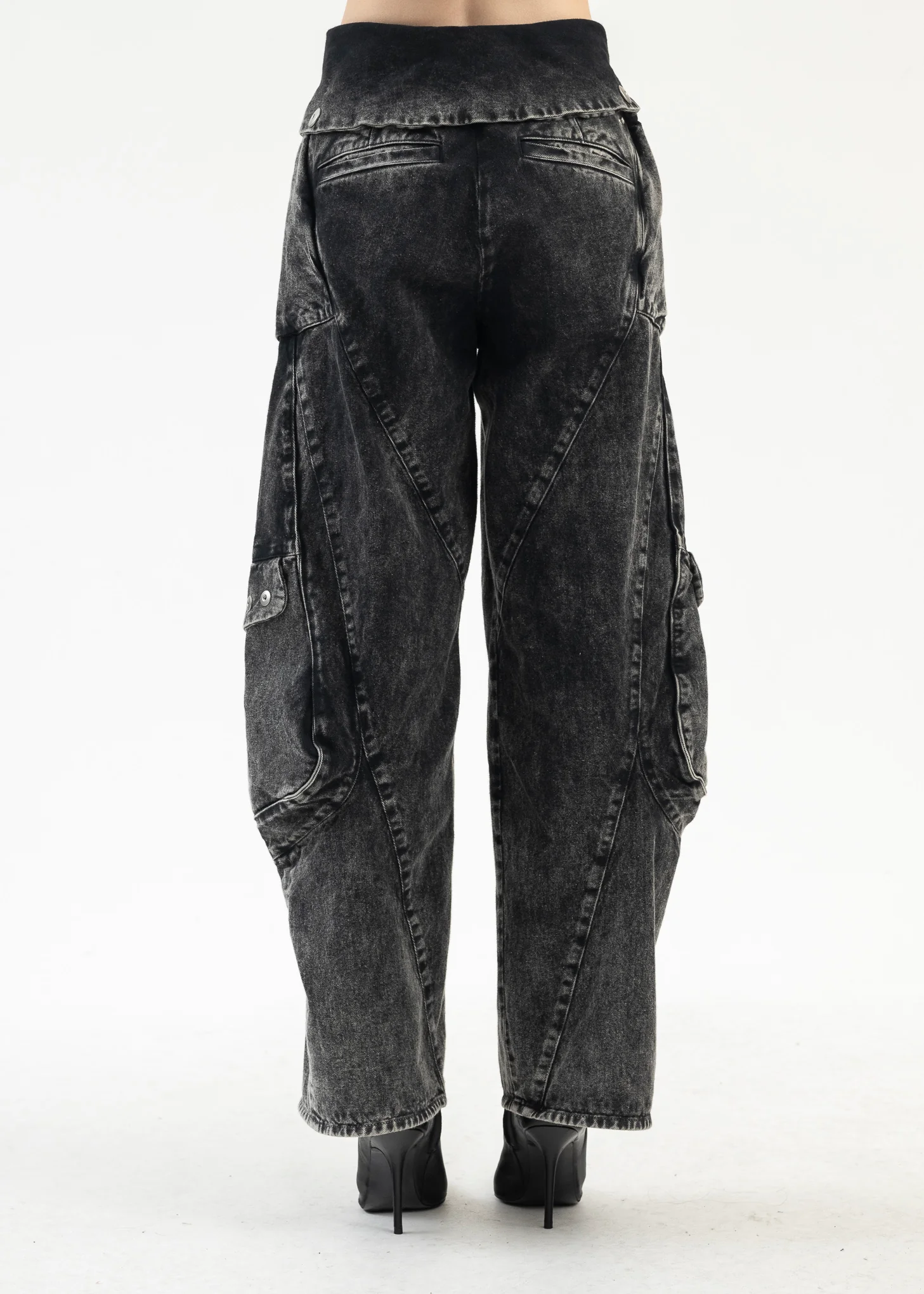 GREY POWDER DISCHARGE DENIM TOTEM CARGO TROUSERS - Image 3