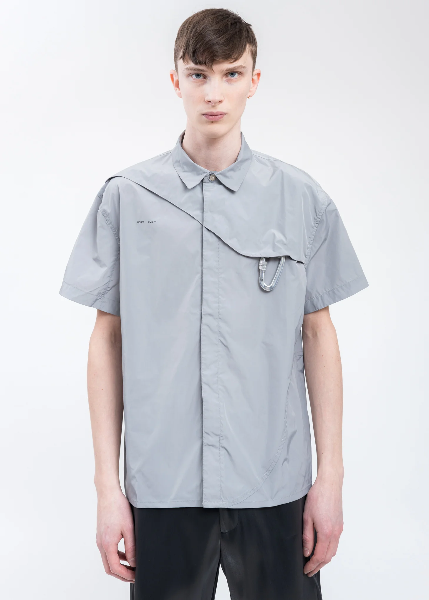 Grey S/S NYLON Shirt W. CARABINER