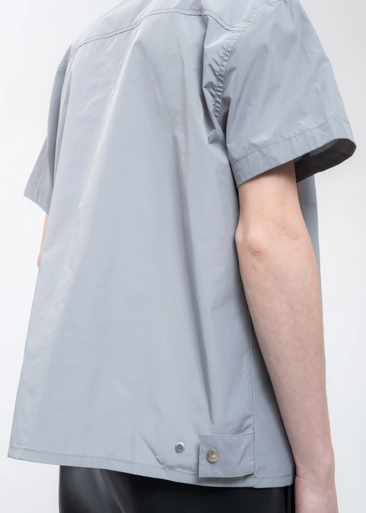 Grey S/S NYLON Shirt W. CARABINER - Image 5