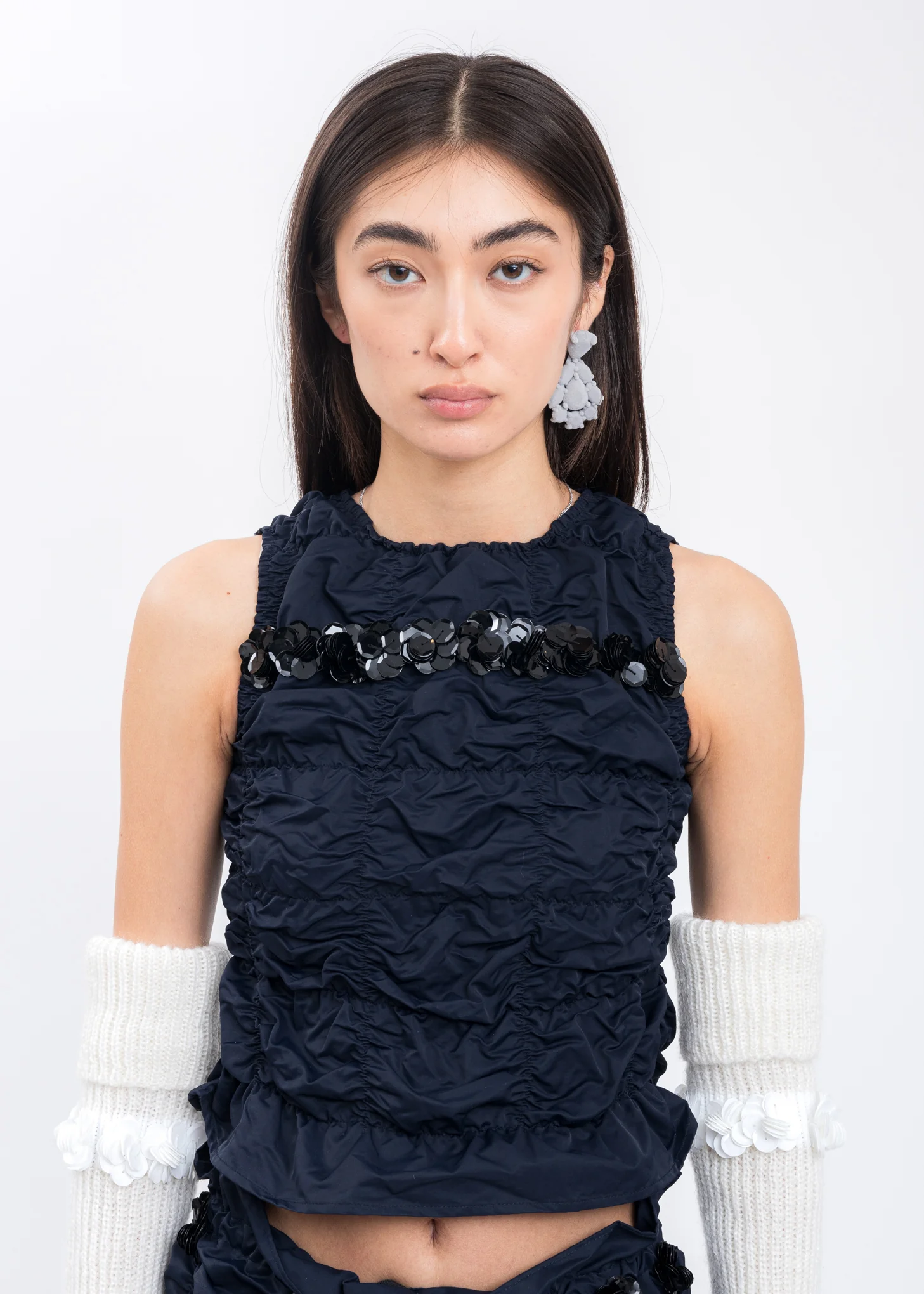 Grey Velvet Jewelry Like Earring - Image 3