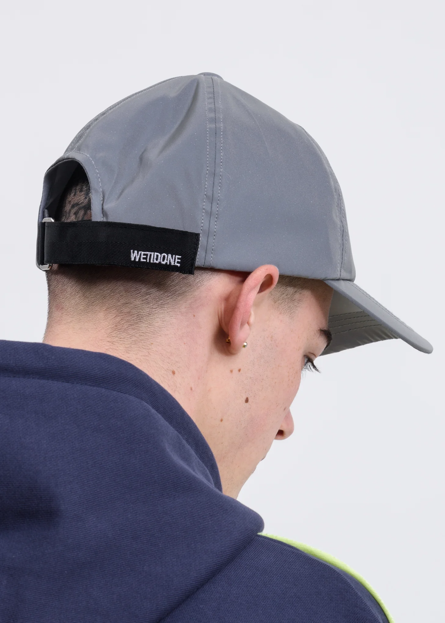 Silver Reflective Wapen Logo Cap - Image 2