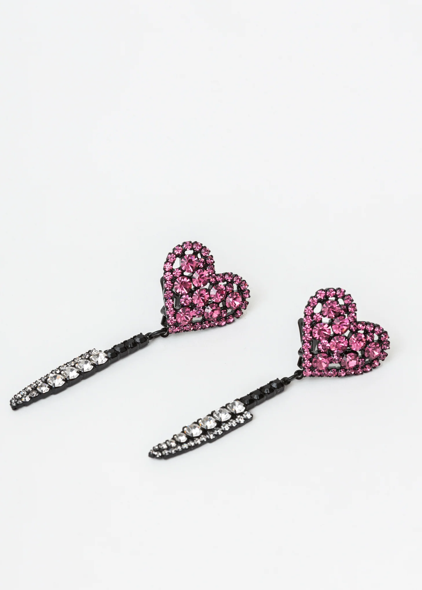 Heart Knife Earring (Single)