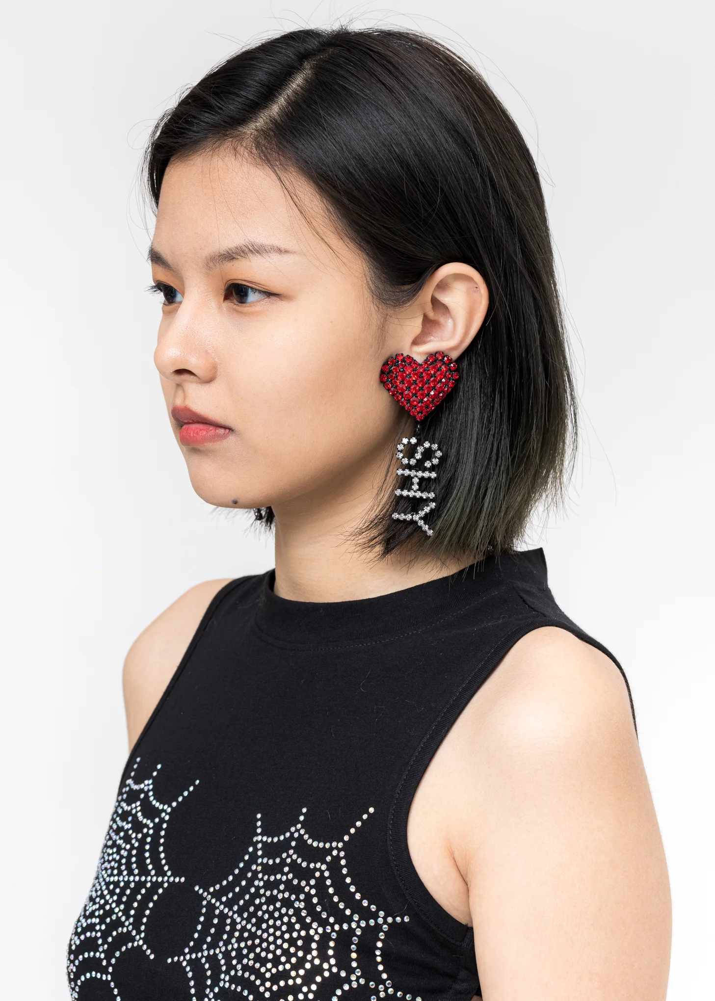 Heart Shy Earring - Image 3
