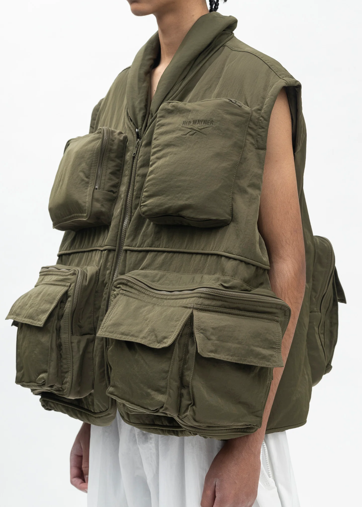 HED MAYNER X Reebok POCKETED VEST ARMY GREEN - Image 2