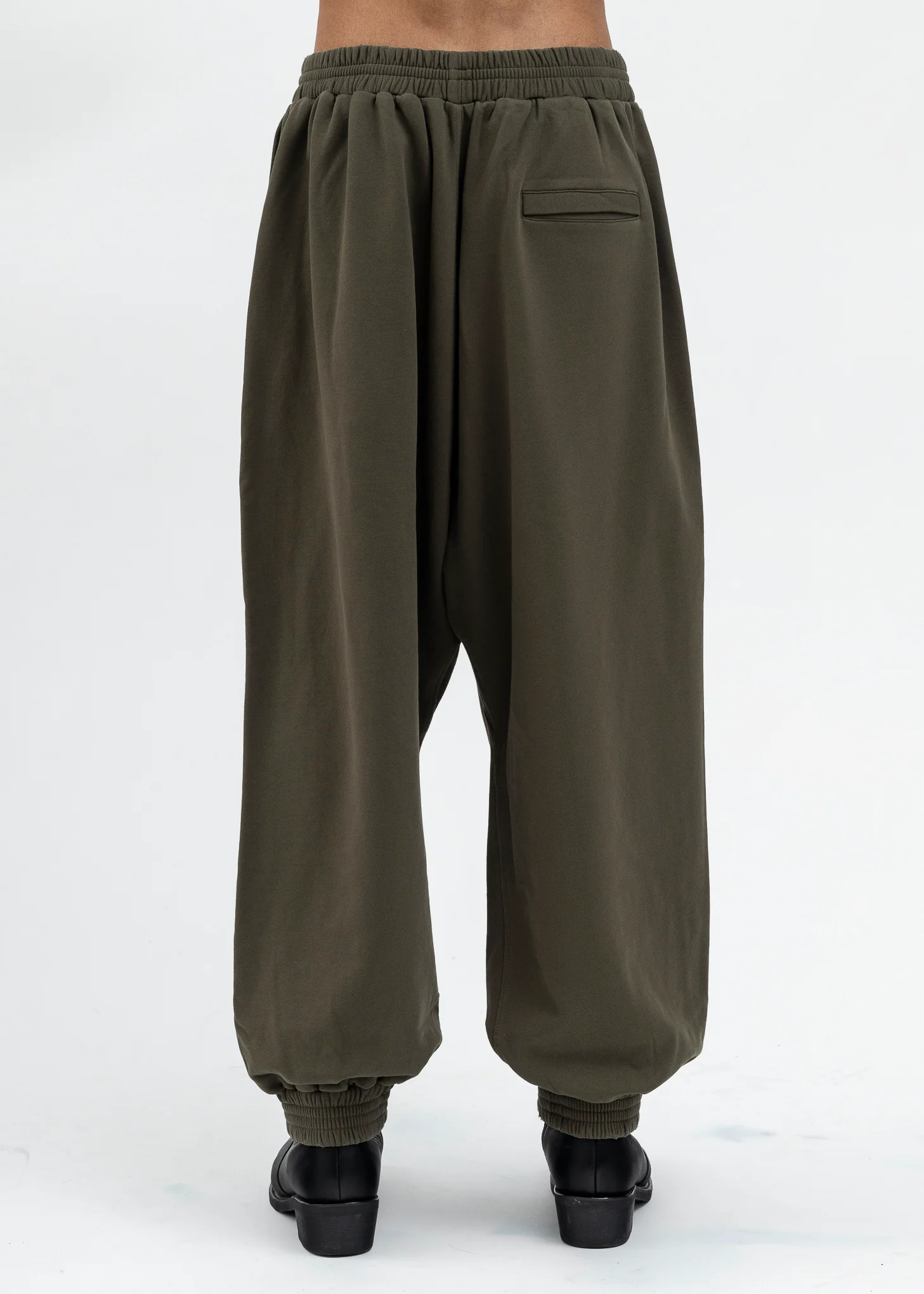 HED MAYNER X Reebok SWEAT JOGGER ARMY GREEN - Image 3