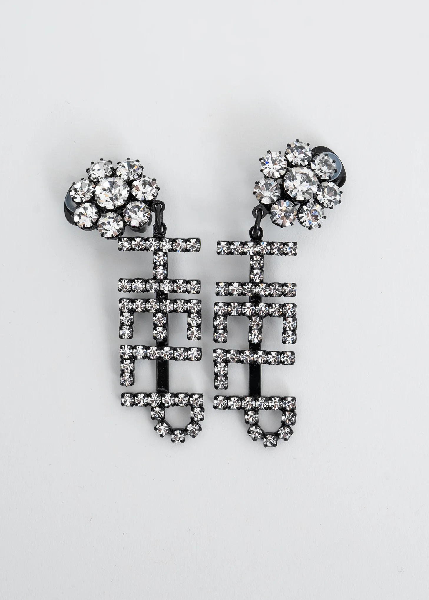 Help Earring Clip On