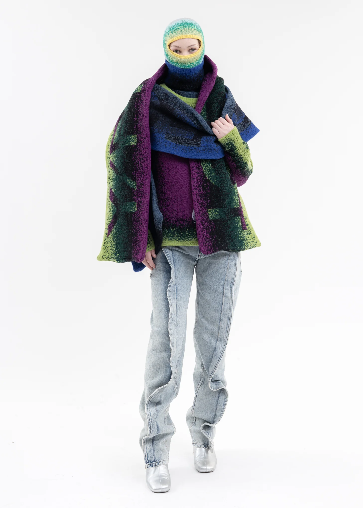 ICEBLUE SLIM BANANA JEANS - Image 6