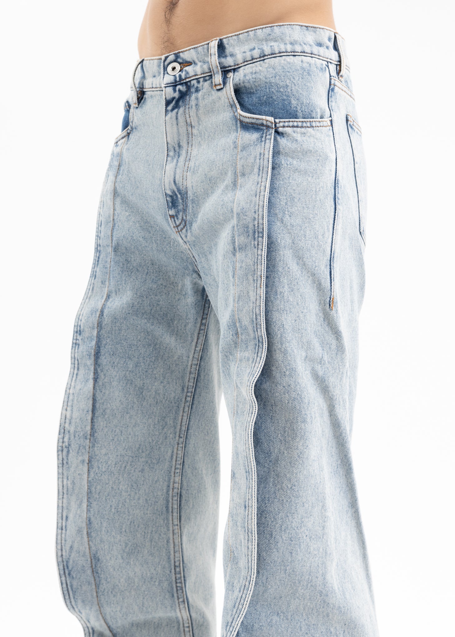 ICE BLUE SLIM BANANA JEANS - Image 4