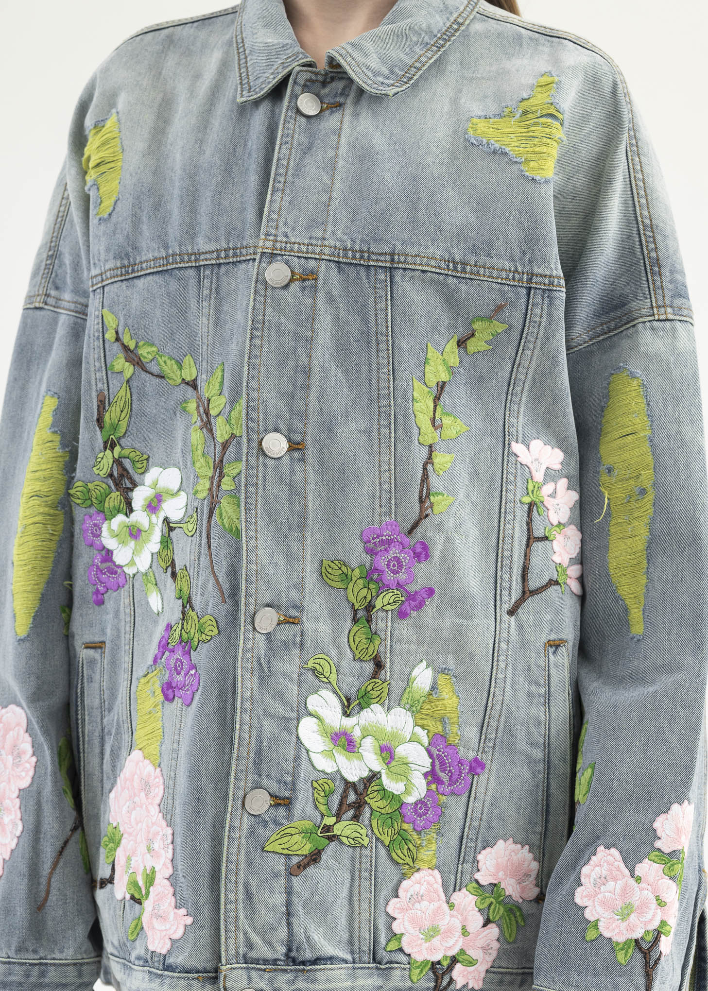 INDIGO EMBROIDERY PATCHWORK DENIM JACKET - Image 4